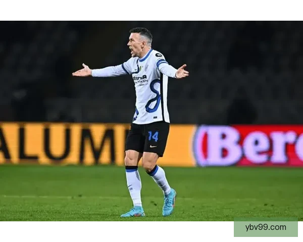 即便欧冠出局埃因霍温仍拒放佩里西奇加盟国米态度坚决引关注转会